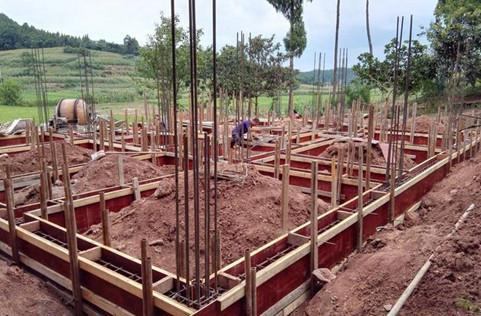 農(nóng)村自建房基礎(chǔ)如何施工才更好更穩(wěn)?